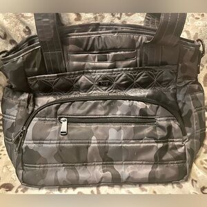 Lug Windjammer Tote in Camo Black Vintage